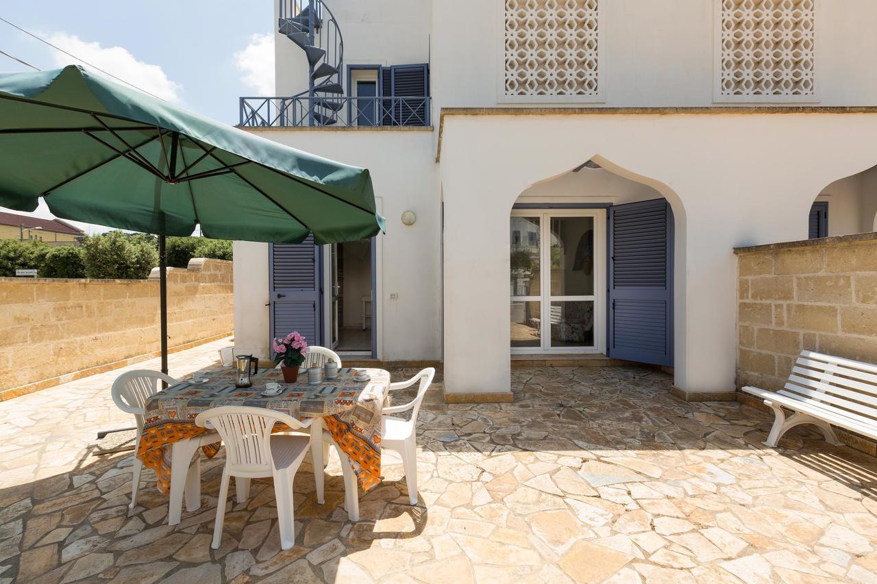 Villino Gemma Celeste By Barbarhouse Torre Lapillo Εξωτερικό φωτογραφία
